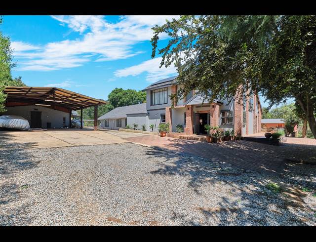 85,716M² FARM FOR SALE IN LANSERIA